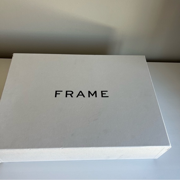 NIB FRAME Le Manhattan Chelsea boots in black size 38 - Picture 10 of 10